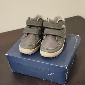 OshKosh B'gosh Gray Kids Boots